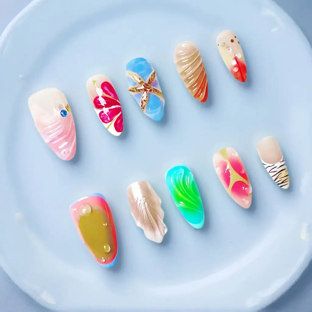 Handmade 3D Design Almond Press Ons - Made by Nails Aria