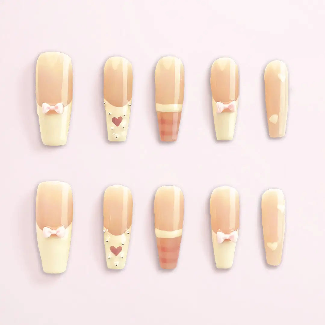 Handmade French Nail Art Press On With Elegance Design - Made by Nails Aria